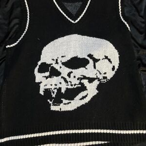 Shein unisex Black and White Jumper